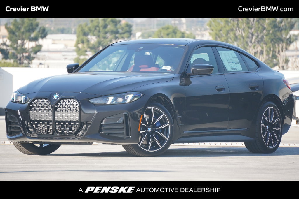 Used 2026 BMW 430i w/ M Sport Package RWD image 1