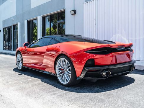 Used 2023 McLaren GT RWD image 7