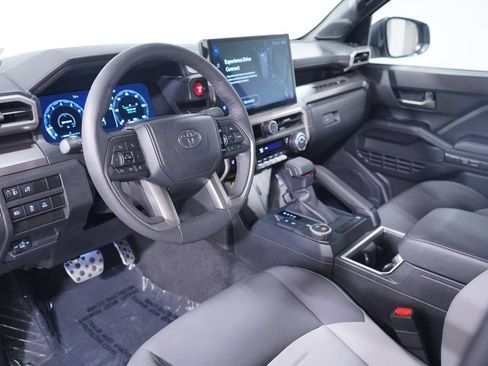 Used 2024 Toyota Tacoma TRD Sport w/ TRD Sport Upgrade Package RWD image 6