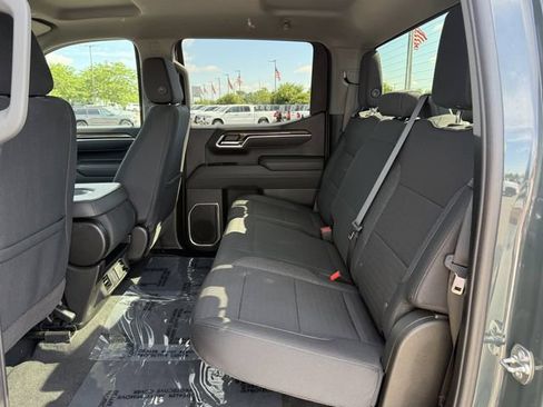 Used 2025 Chevrolet Silverado 1500 LT AWD/4WD image 10