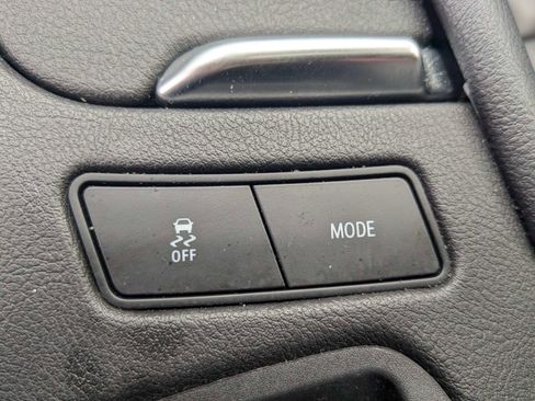 Used 2022 Cadillac XT5 Premium Luxury FWD image 30