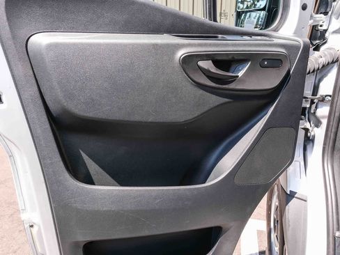 Used 2024 Mercedes-Benz Sprinter 2500 image 28