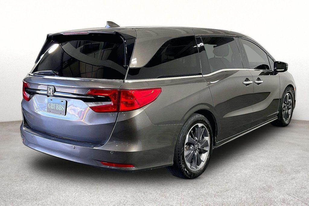 Used 2022 Honda Odyssey Elite image 2