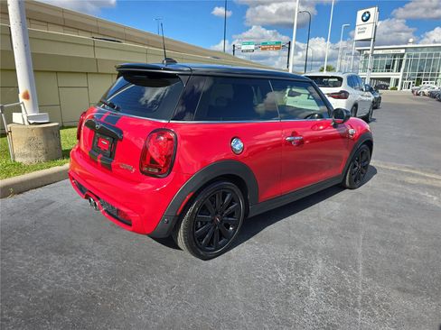 Used 2021 MINI Cooper S w/ Premium Package image 3