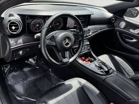 Used 2017 Mercedes-Benz E 300 image 11