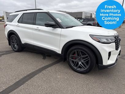 Used 2025 Ford Explorer ST