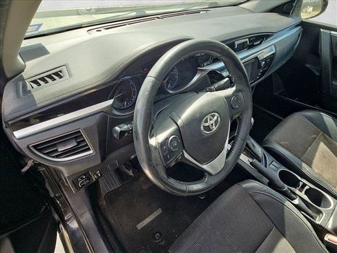 Used 2016 Toyota Corolla S image 10