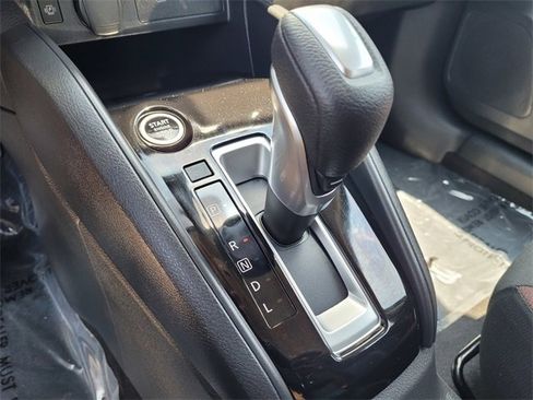 New 2025 Nissan Versa SR w/ Trunk Package image 10