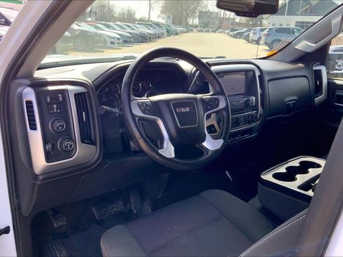 Used 2017 GMC Sierra 1500 SLE w/ SLE Value Package image 16