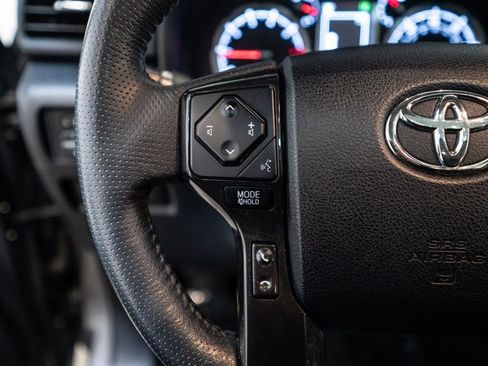 Certified 2020 Toyota 4Runner TRD Off-Road Premium w/ Moonroof Package image 18