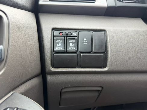 Used 2016 Honda Odyssey SE image 28