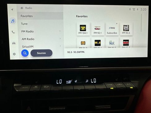 Used 2025 Toyota Camry XSE image 27