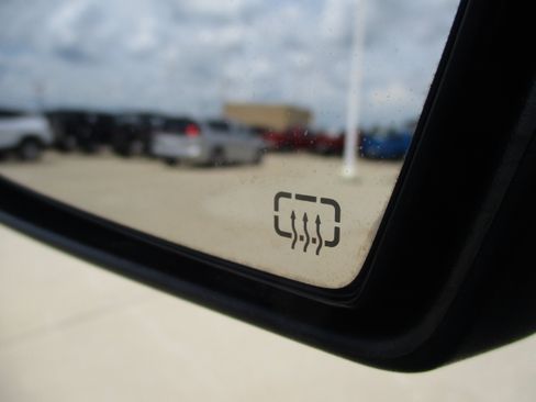 Used 2024 Jeep Compass Limited w/ Elite Group AWD/4WD image 12
