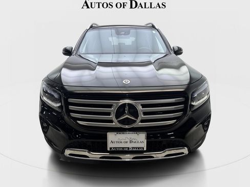 Used 2025 Mercedes-Benz GLB 250 4MATIC image 3