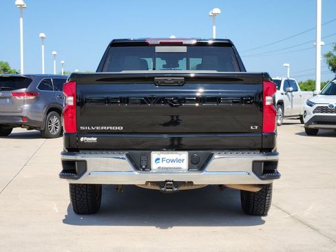 Used 2024 Chevrolet Silverado 1500 LT w/ Leather Package AWD/4WD image 6