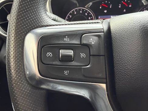 Used 2023 Chevrolet Blazer LT FWD image 14