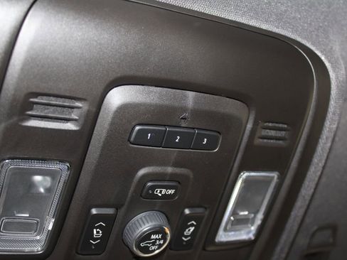 Used 2024 Chevrolet Tahoe Premier image 46