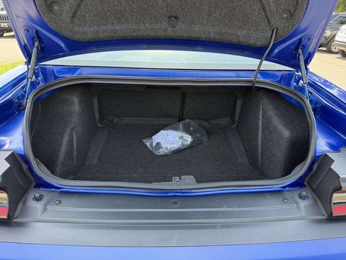 Used 2019 Dodge Challenger R/T Scat Pack w/ Shaker Package RWD image 32