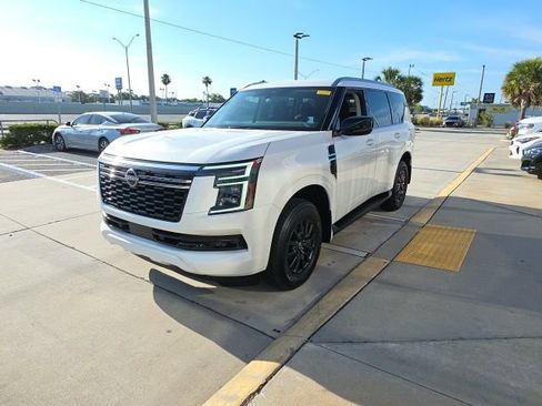 Used 2026 Nissan Armada SV image 8