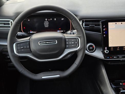 New 2026 Jeep Grand Wagoneer L Limited AWD/4WD image 24