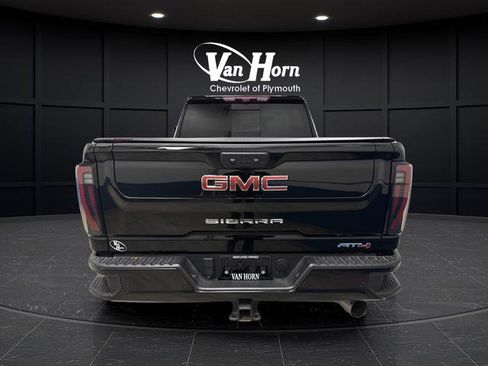 Used 2024 GMC Sierra 2500 AT4 w/ AT4 Premium Plus Package image 13