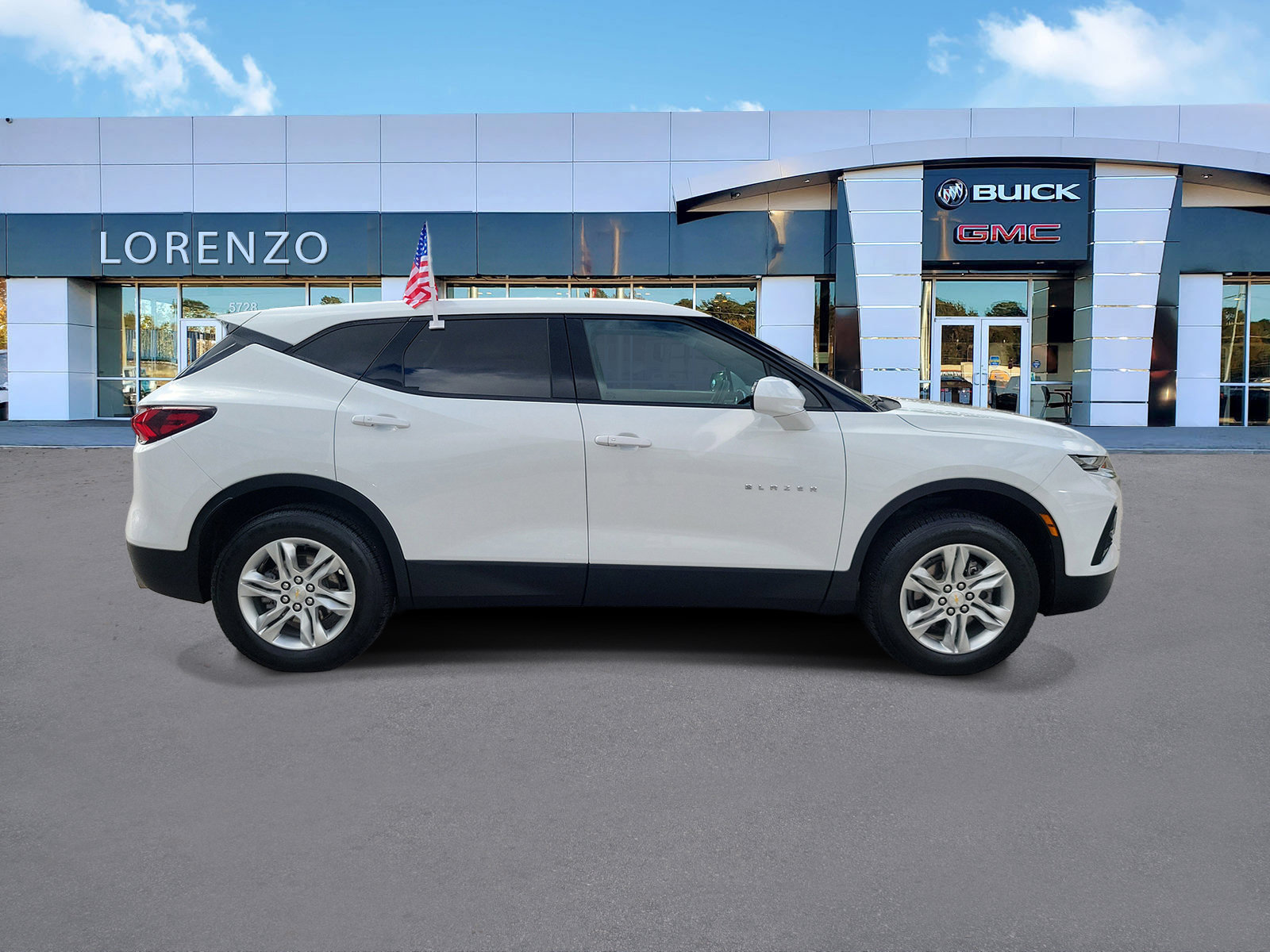 Used 2022 Chevrolet Blazer LT FWD image 4