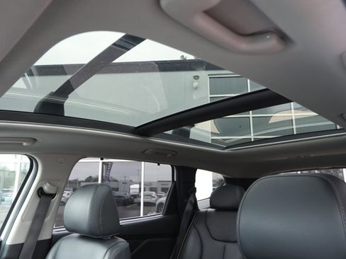 Used 2022 Hyundai Santa Fe SEL w/ Convenience + Premium Package image 21