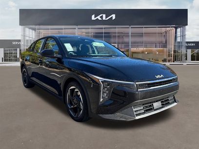 New 2025 Kia K4 EX
