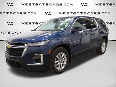 Used 2023 Chevrolet Traverse LS