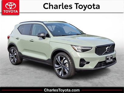 Used 2023 Volvo XC40 B5 Plus w/ Driver Assist Package
