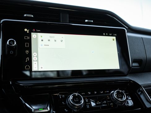 Used 2024 GMC Sierra 1500 AT4 w/ Technology Package image 24