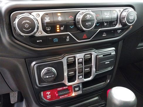 Used 2021 Jeep Wrangler Unlimited Rubicon 4xe w/ Cold Weather Group image 17