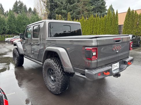 Used 2025 Jeep Gladiator Mojave image 2