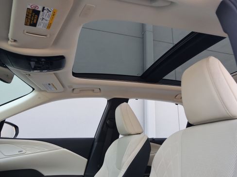 Used 2024 Lexus RX 350 AWD image 33