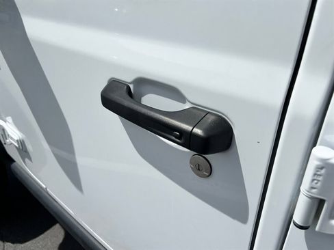 Used 2022 Jeep Gladiator Rubicon AWD/4WD image 16