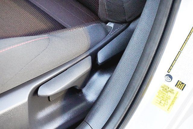 Used 2026 Toyota Corolla SE FWD image 23