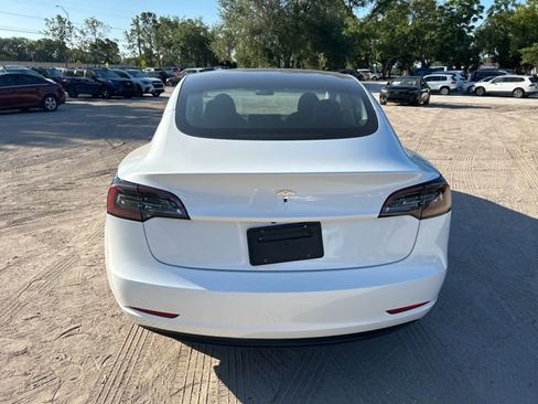Used 2023 Tesla Model 3 Standard Range image 17