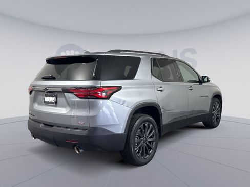 Used 2023 Chevrolet Traverse RS AWD/4WD image 7