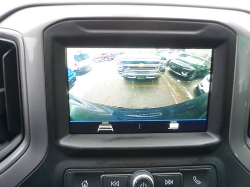 Used 2022 Chevrolet Silverado 1500 Custom image 12