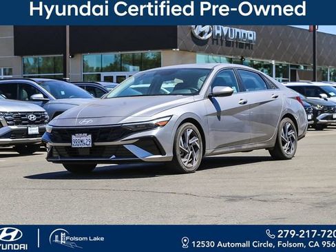 Used 2025 Hyundai Elantra SEL FWD image 1