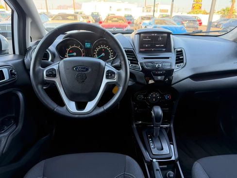 Used 2014 Ford Fiesta SE w/ Equipment Group 201A FWD image 25