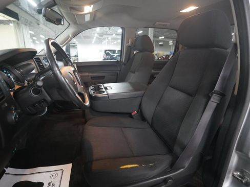 Used 2013 Chevrolet Silverado 2500 LT w/ Interior Plus Package AWD/4WD image 19