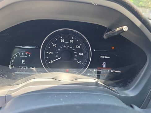 Used 2019 Honda HR-V Touring image 15