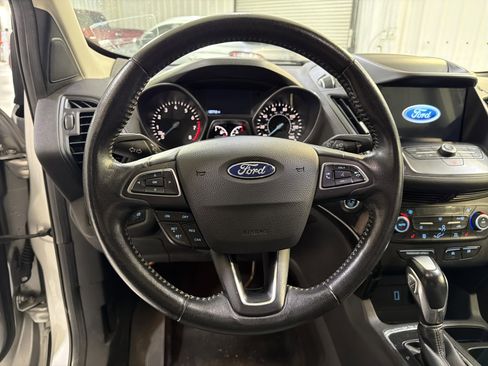 Used 2019 Ford Escape SE AWD/4WD image 15