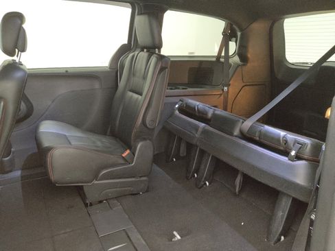 Used 2020 Dodge Grand Caravan GT image 18