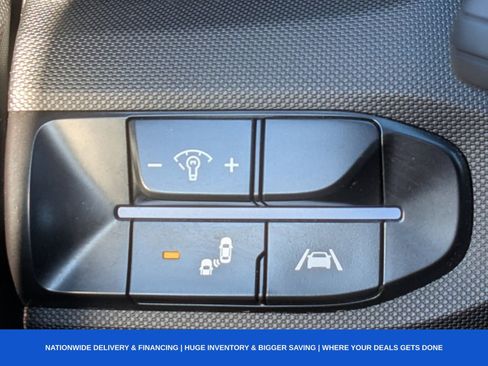 Used 2022 Hyundai Veloster N image 38