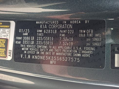 Used 2025 Kia Carnival SX Prestige FWD image 27