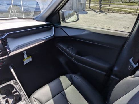 New 2026 Jeep Cherokee Limited image 18