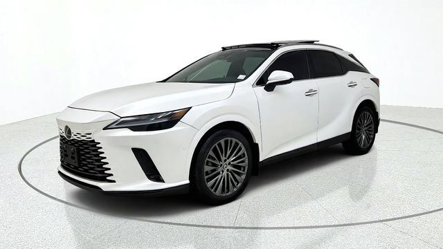 Used 2024 Lexus RX 350 FWD w/ Convenience Package image 4