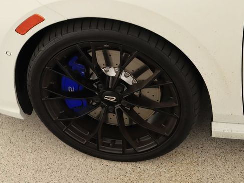 Used 2024 Volkswagen Golf R AWD/4WD image 36